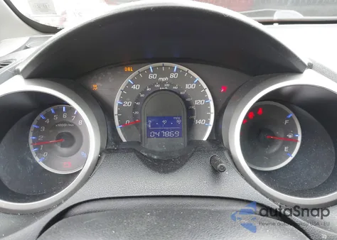 2012 Honda Fit z USA, uszkodzony, nr VIN JHMGE8H32CC028333